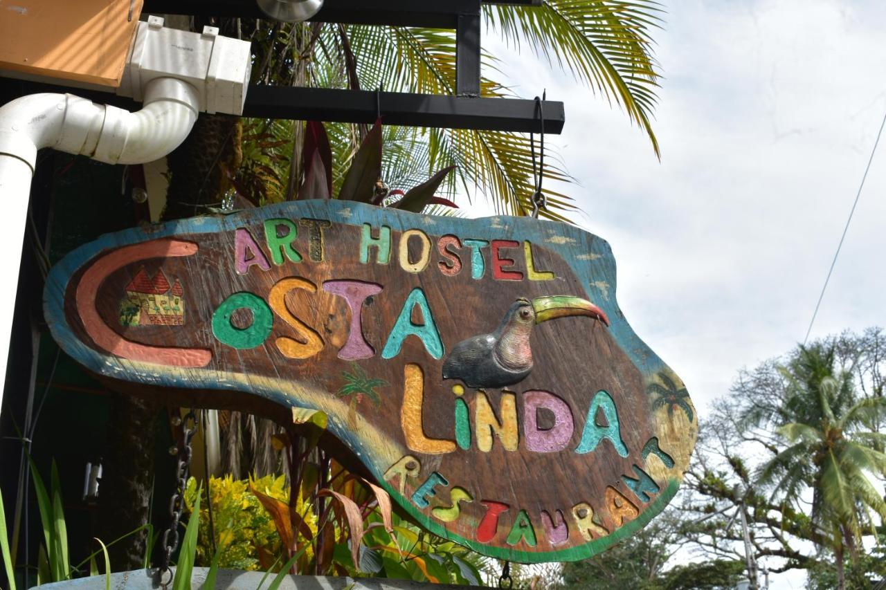 Costa Linda Art Hostel มานูเอล อันโตนิโอ ภายนอก รูปภาพ